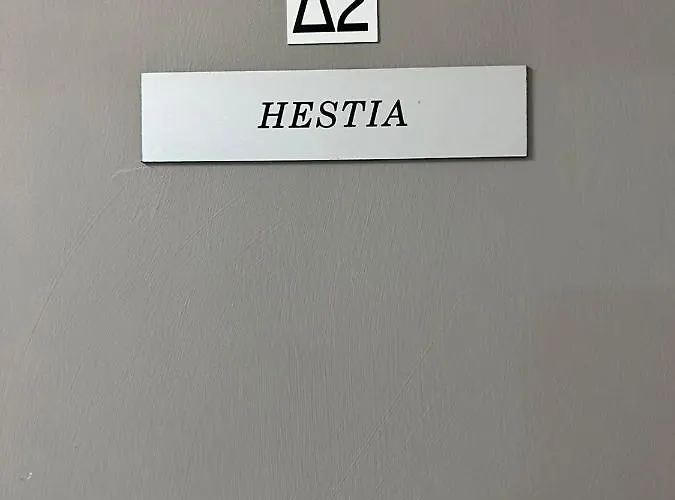 Hestia Downtown *